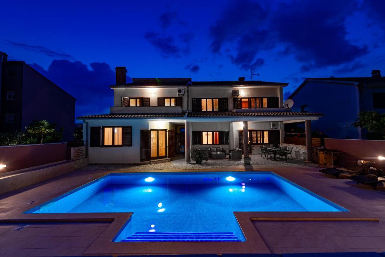 Villa Komel With Pool Fažana Exteriér fotografie